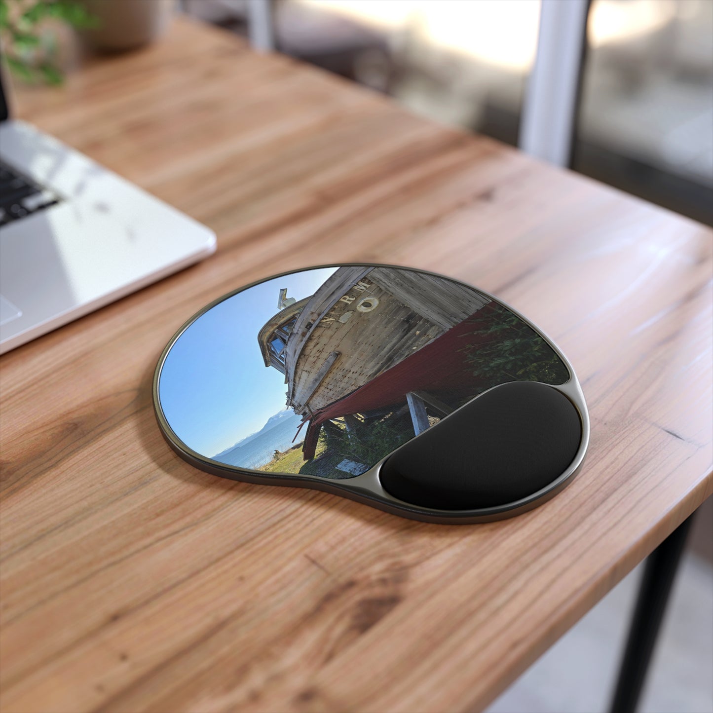 Wooden Boat Mouse Pad with Wrist Rest, Float Away While Your Wrist Rests on the 8-Hour Grind!